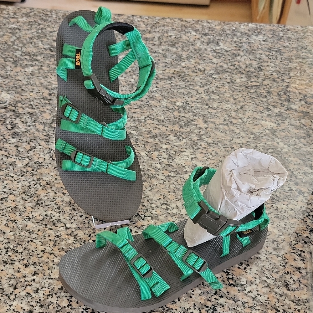 Teva Alp Sandals Green Womens 8